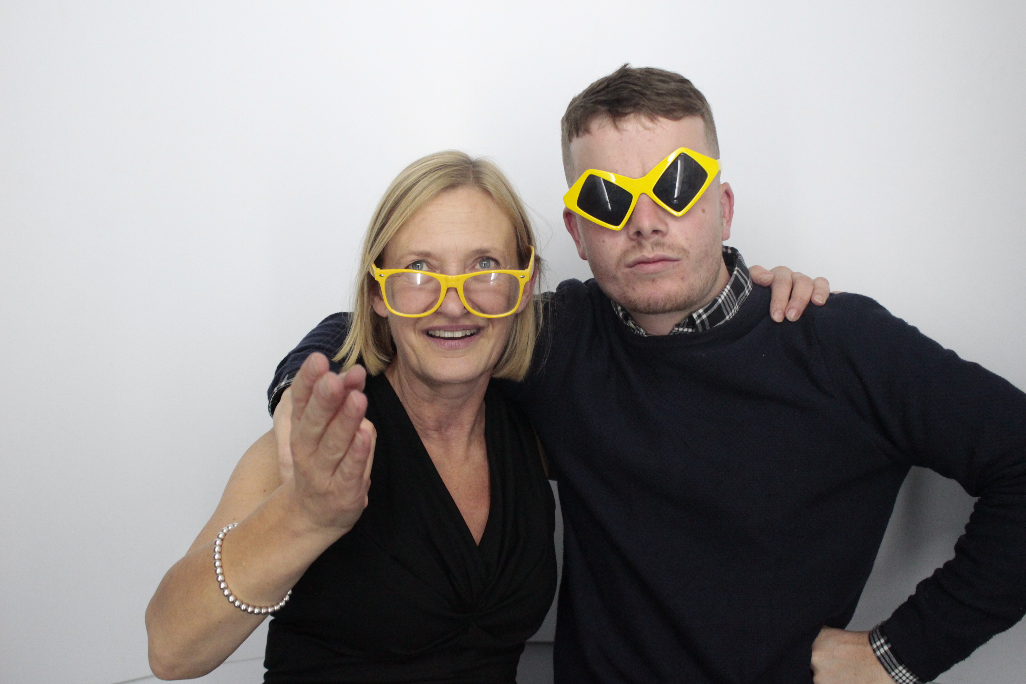 Helen & Rob | View more photos from the event at gallery.myphotoboothexperience.co.uk/u/MyPhotoBoothExperienceLtd/Helen-Rob